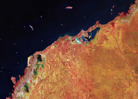 The northern coast of the Pilbara region in Western Australia, captured by the European Union’s Copernicus Sentinel satellites and processed by the European Space Agency. (ESA, CC BY-SA 3.0 IGO). Thank you to Dr Mike Peters, Dr Michael Hope (Geoscience Australia) and Andrew Howard (NCI) for their input into this case study.